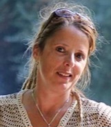 Leonie Zandbergen (Lichaamsgericht coach & massagetherapeut) Leonie Zandbergen (Lichaamsgericht coach & massagetherapeut)
